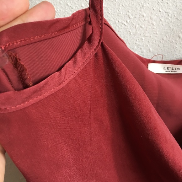 Le Lis Maroon Cowl Neck Tank Top* - Picture 3 of 5